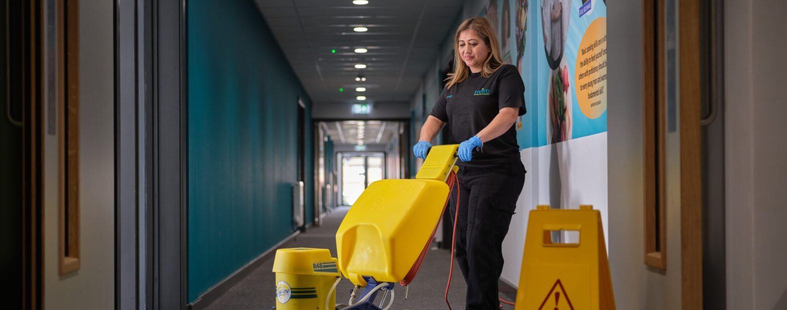Cleaner carpet cleaning with machinery